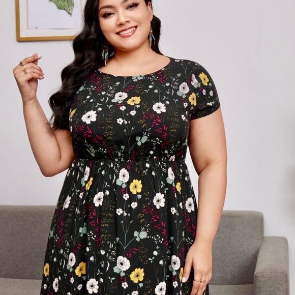 Emery Rose Floral Black Dress - Picture 5 of 10